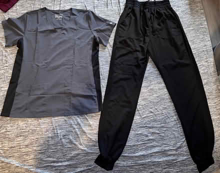 Photo of free nursing scrubs (Philadelphia) #1