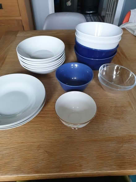 Photo of free Assorted bowls (Middleyard GL10) #1