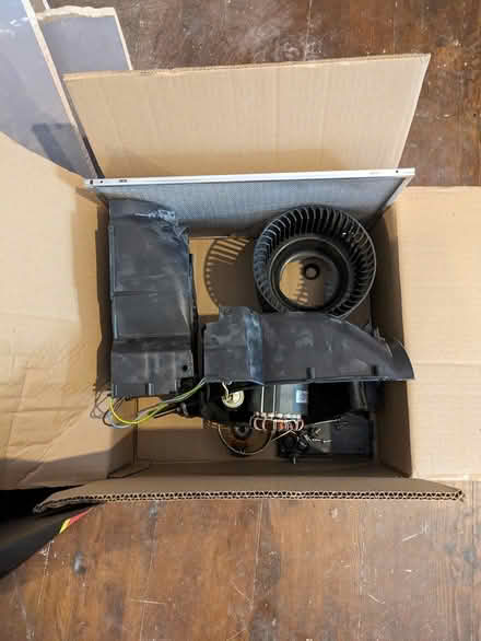 Photo of free Faber cooker hood (spares/repairs) (Failsworth M35) #2