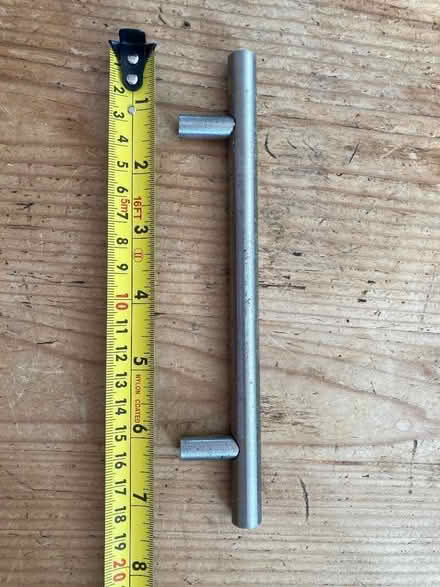 Photo of free Kitchen cupboard/draw handles (Annesley NG15) #1