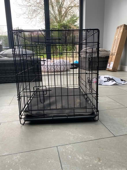 Photo of free Medium dog cage (NG10 (NG10 (Sandiacre)) #1