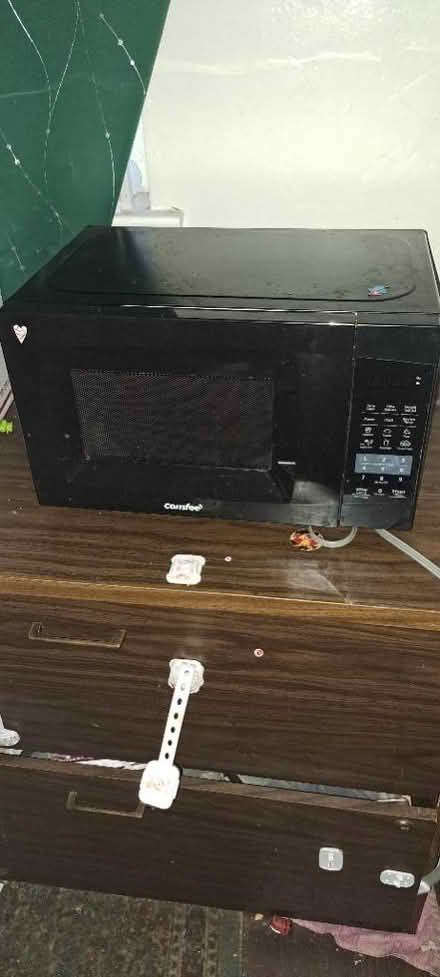 Photo of free Microwave fair Condition (RWC) #1
