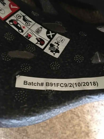 Photo of free Teen’s cycling helmet (Codicote SG4) #4