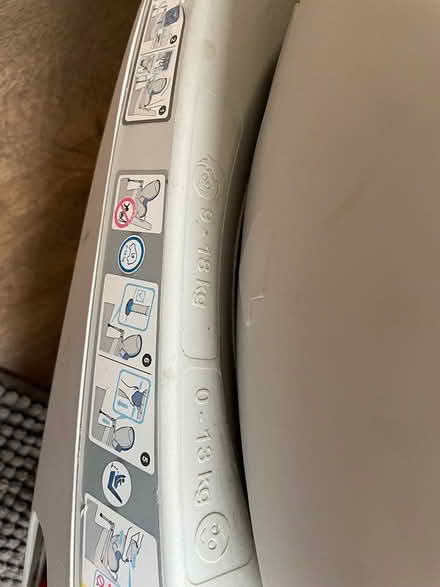 Photo of free Car seat - Britax swivel/360 (Ballyfermot) #3