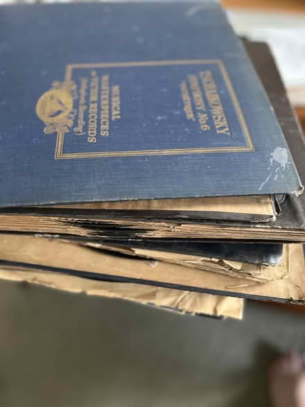 Photo of free Victrola Shellac 78 Records (uws) #1