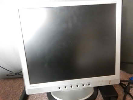 Photo of free Computer bits (Horndean, PO8) #4