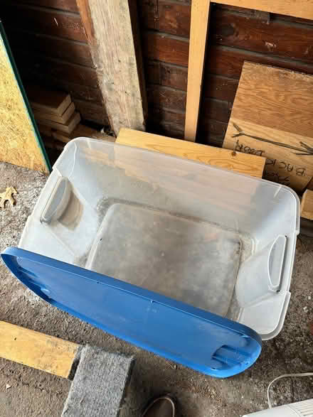 Photo of free plastic storage container with lid (32 Ridge Road, 48069) #1