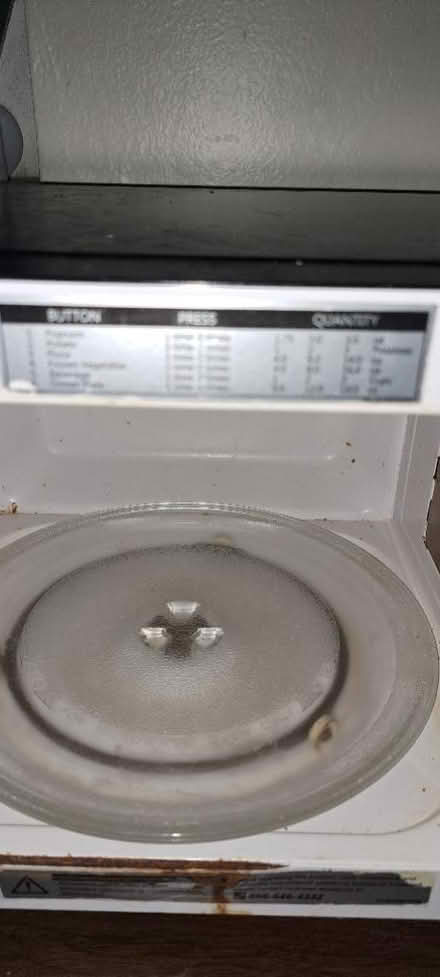Photo of free Microwave fair Condition (RWC) #4