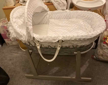 Photo of free Moses basket with rocking stand (BS32) #1