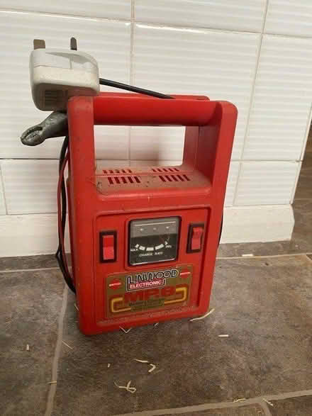 Photo of free Car battery charger (maybe) (LU7 Marley Fields) #1