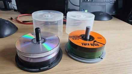 Photo of free recordable cds and dvds (Woodley RG5) #1