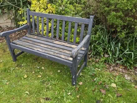 Photo of free Garden bench (Berkhamsted HP4) #1