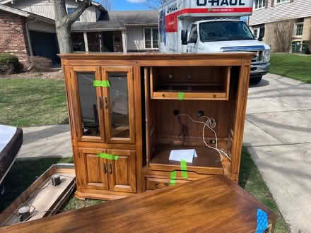 Photo of free Curb Alert Entertainment Center (Arlington Heights -South) #1