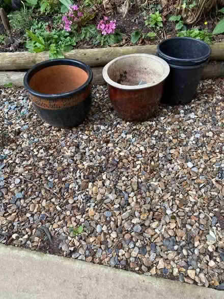 Photo of free Garden pots (TN27) #1