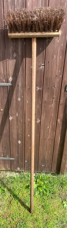 Photo of free Garden broom (Enfield EN2) #1