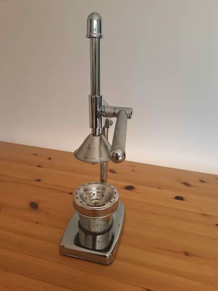 Photo of free Manual juicer (Old Coulsdon CR5) #2