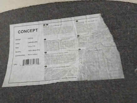 Photo of free Round floor rug (Nantwich CW5) #1