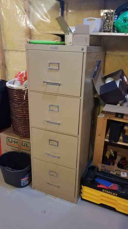 Photo of free 4-drawer metal filing cabinet (Oxford) #1