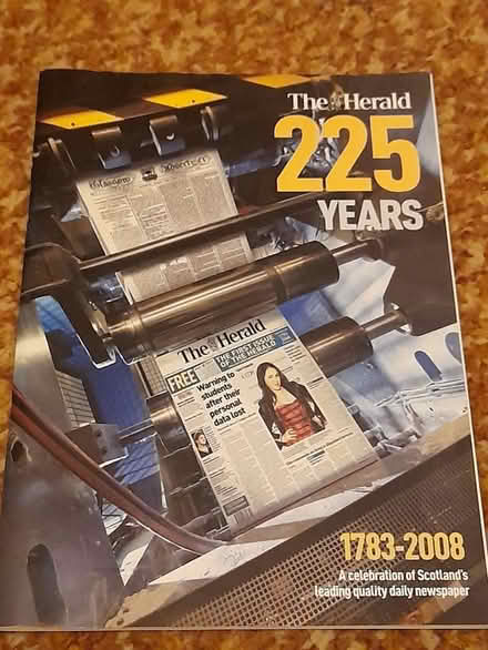 Photo of free Glasgow Herald anniverary souvenir (AB10) #1
