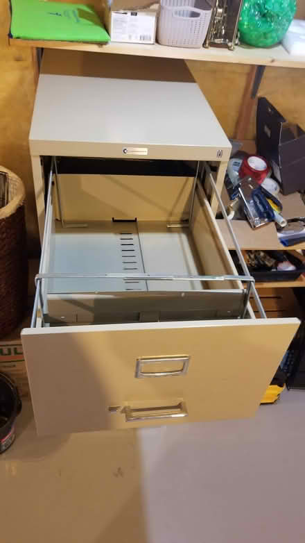 Photo of free 4-drawer metal filing cabinet (Oxford) #2