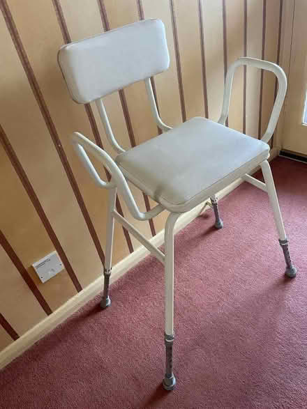 Photo of free Perching seat (Bengeo SG14) #1