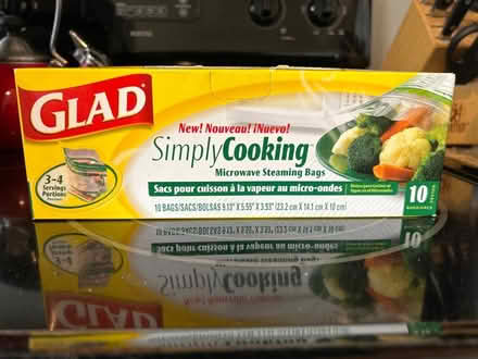 Photo of free Glad microwave steaming bags - new (Lovettsville) #1