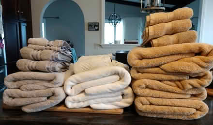 Photo of free Towels - Bath & various sizes (Elgin, near Bowes & Nessler) #1