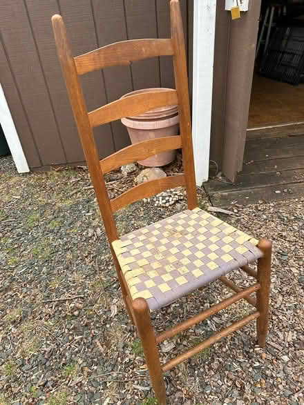 Photo of free 4 shaker chairs (Crozet) #1