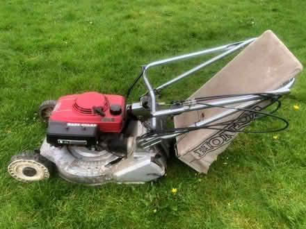 Photo of free Honda mower - spares or repair (Talybont on Usk LD3) #2