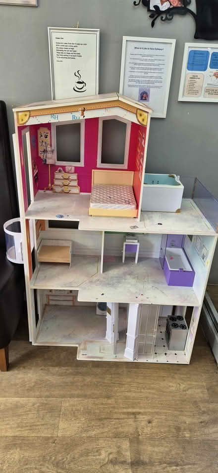 Photo of free Dolls house (Belper) #1