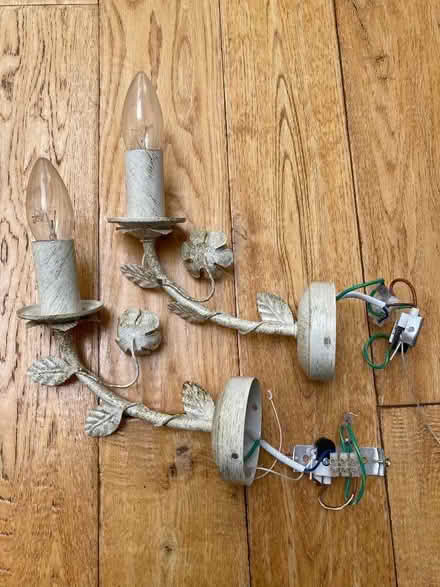 Photo of free 2 Wall Lights (Brox KT16) #1