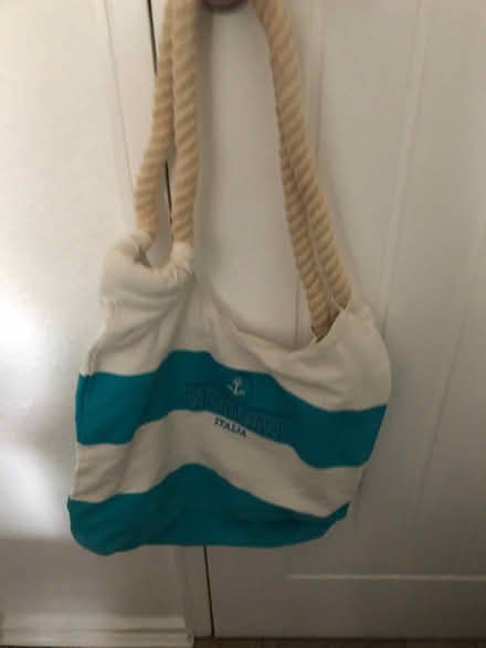 Photo of free Lovely beach bag from Italy (UB5) #1
