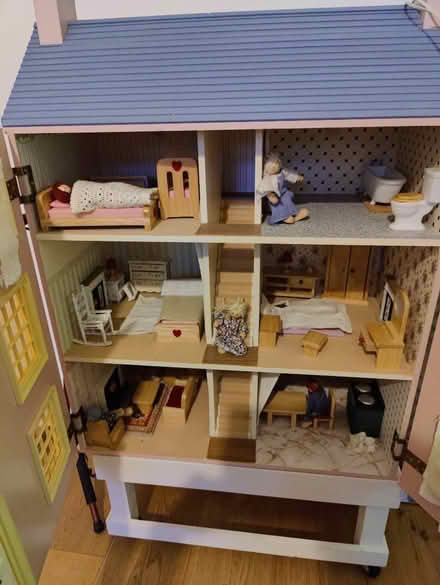 Photo of free Dolls House (Purley CR8) #2