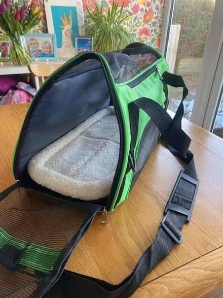 Photo of free Pet carrier (Pokesdown BH6) #1