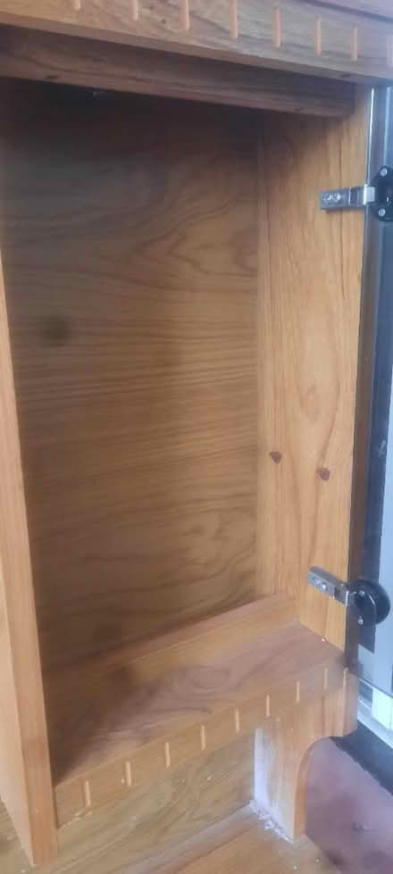 Photo of free Fire Place Surround (Donnington) #3
