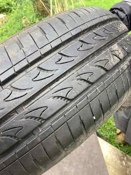 Photo of free Car Tyre (GU9) #2
