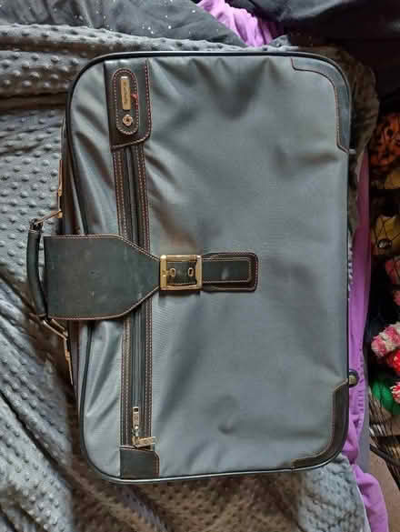 Photo of free Vintage Samsonite case (Burnage M19) #3