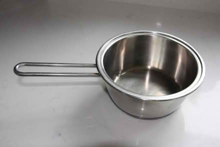 Photo of free 18cm Saucepan (Brimfield SY8) #1