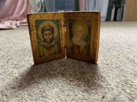 Photo of free Catholic/religious medals/item (Edinburgh, Broughton, EH3) #1