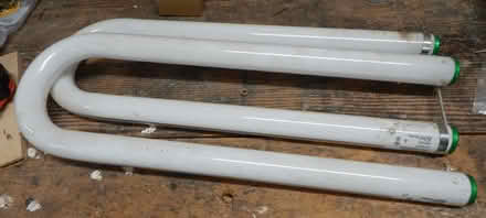 Photo of free T12 U-Bend fluorescent bulbs (20882) #1