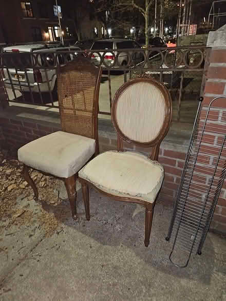Photo of free Yard Alert/Curb Alert (Sunnyside 48th Street) #2