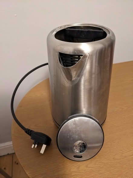 Photo of free Kettle (Kirkstall LS5) #2