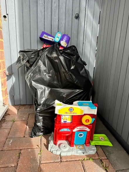 Photo of free Vtech tracks and cars (Coulsdon) #1