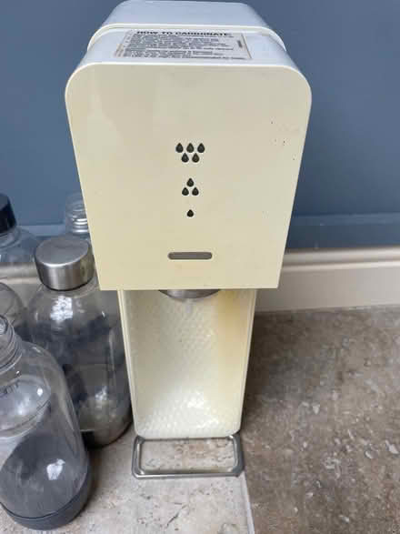 Photo of free Soda stream and bottles (Broughton PR3) #1