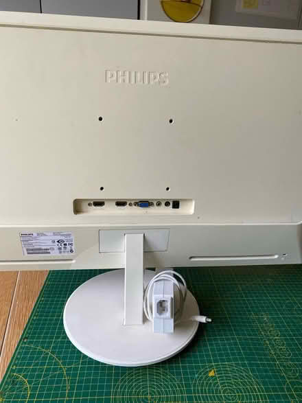 Photo of free Philips monitor (Shakspeare Walk, N16) #2
