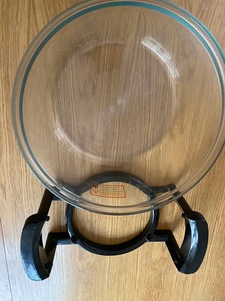 Photo of free Glass bowl (Kidsgrove) #3