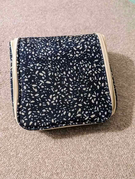 Photo of free Hanging Toiletries Bag (Portobello EH15) #1