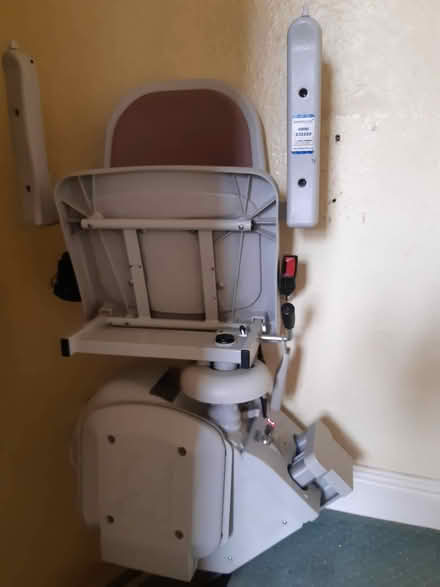Photo of free Stair lift (SK22 Hayfield) #3