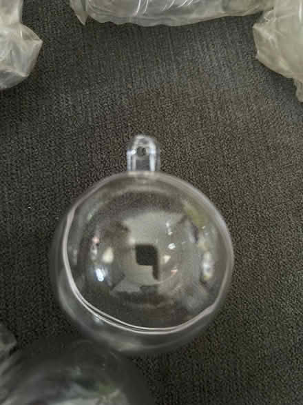 Photo of free Plastic baulbauls (Chessington KT9) #3
