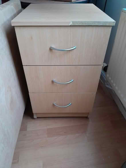 Photo of free Chest of draws (Quinton B32) #1